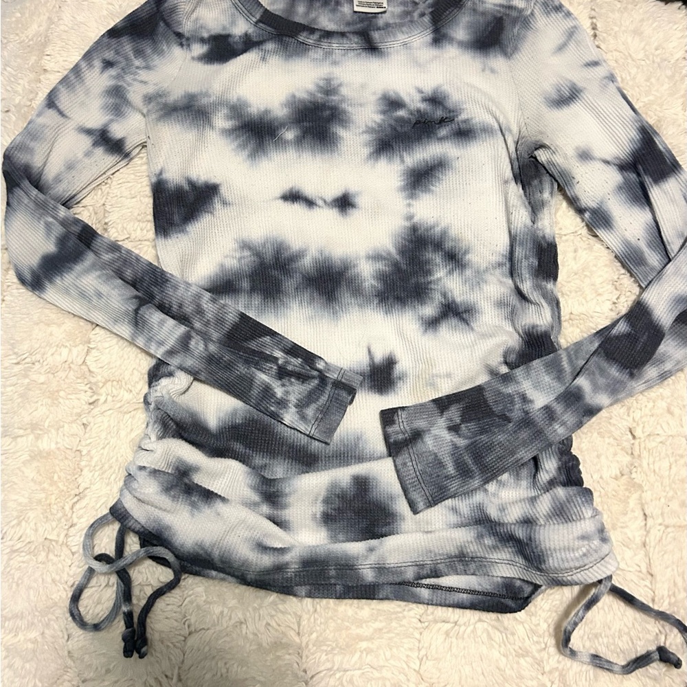 Tie-Dye Long Sleeve Top